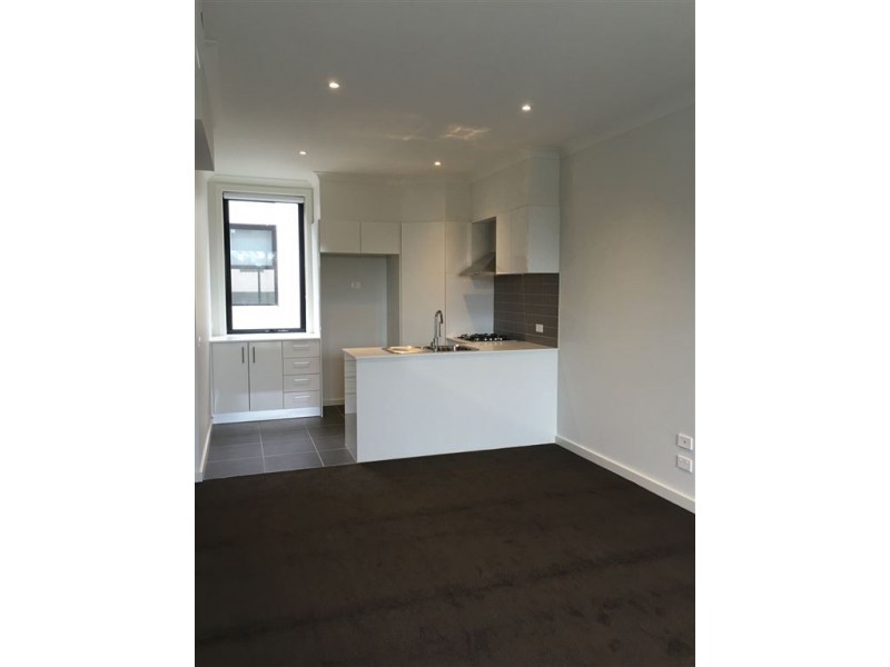 163 Carinish Road, Clayton VIC 3168