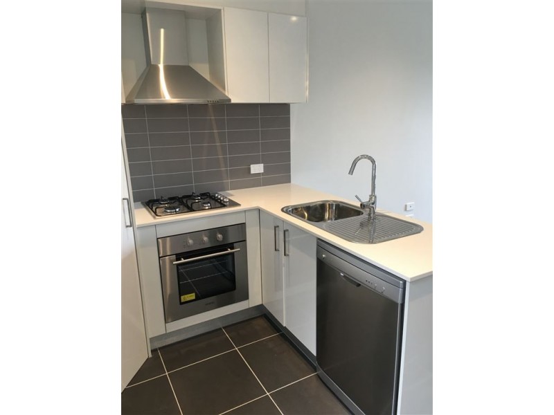 163 Carinish Road, Clayton VIC 3168