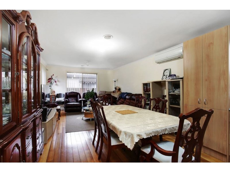 1/32 Dennis St, Clayton VIC 3168