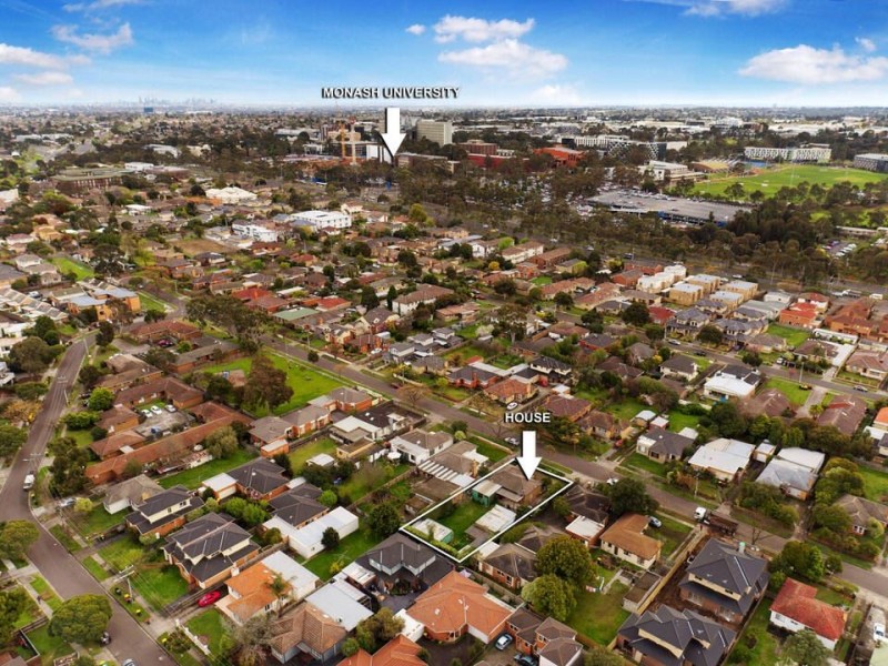 30 Dennis Street, Clayton VIC 3168