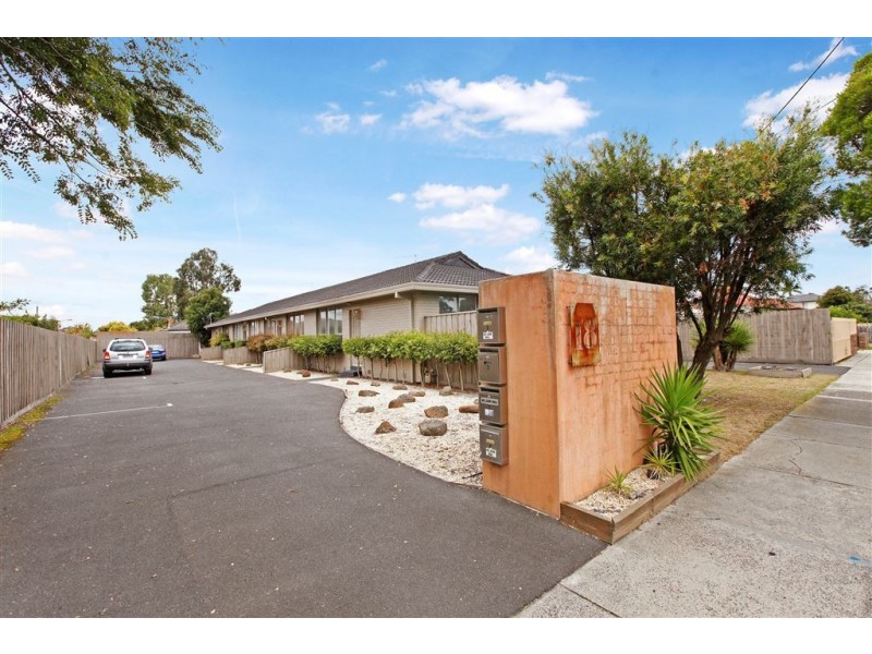 1/18 Wordsworth Avenue, Clayton South VIC 3169