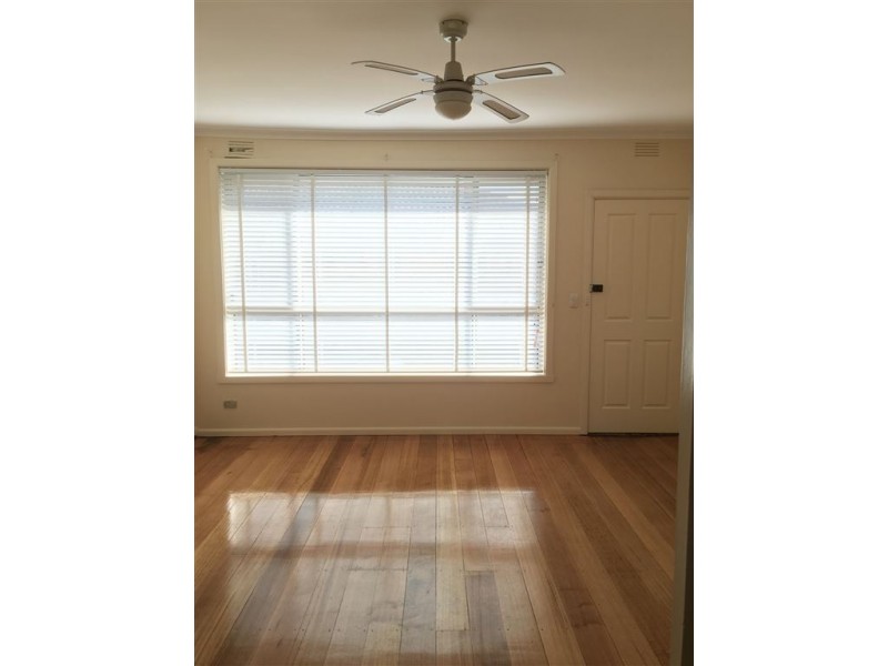 2/13 First Avenue, Dandenong North VIC 3175