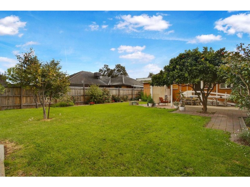 102 Wanda Street, Mulgrave VIC 3170