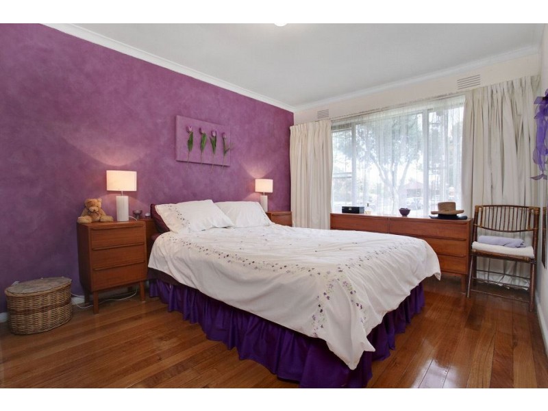 4 Amos Court, Clayton South VIC 3169