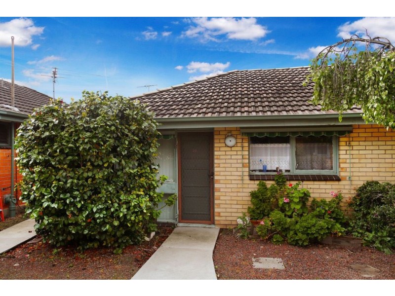 10/2 Thomas Street, Clayton VIC 3168