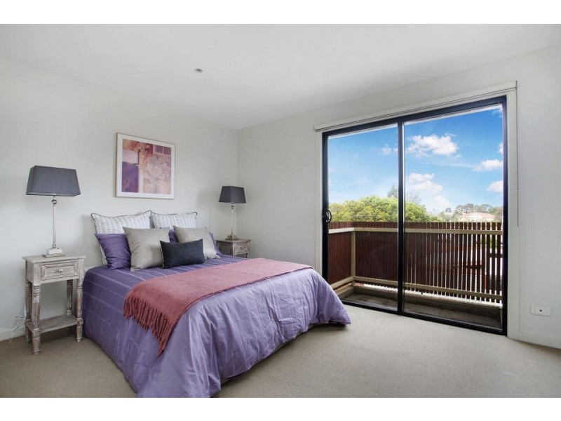 8 Shady Mews, Clayton VIC 3168