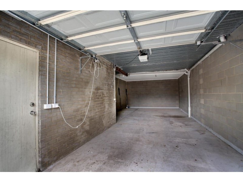 8 Shady Mews, Clayton VIC 3168