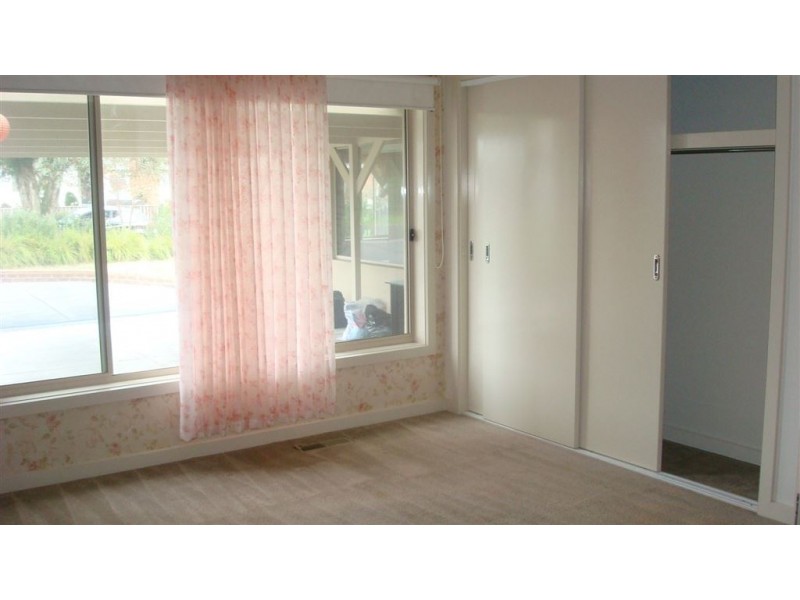 1/11 Donald Street, Clayton VIC 3168