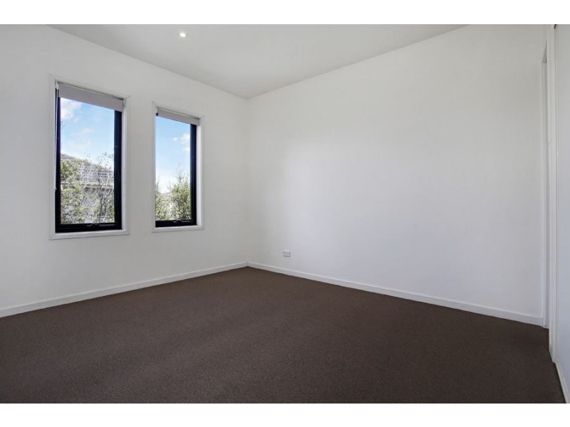 13/1324 Centre Road, Clayton VIC 3168