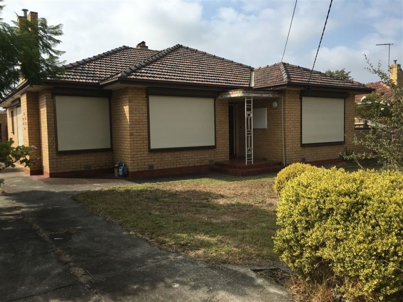 10 Thomas Street, Clayton VIC 3168