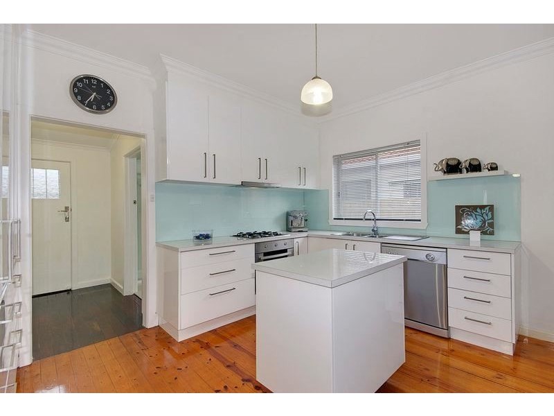 1/9 Third Street, Clayton South VIC 3169