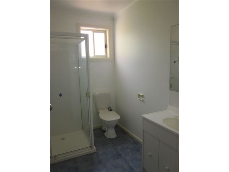 2/77 Kionga Street, Clayton VIC 3168