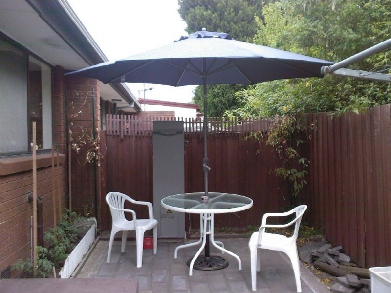 2/27 Panorama  Street, Clayton VIC 3168