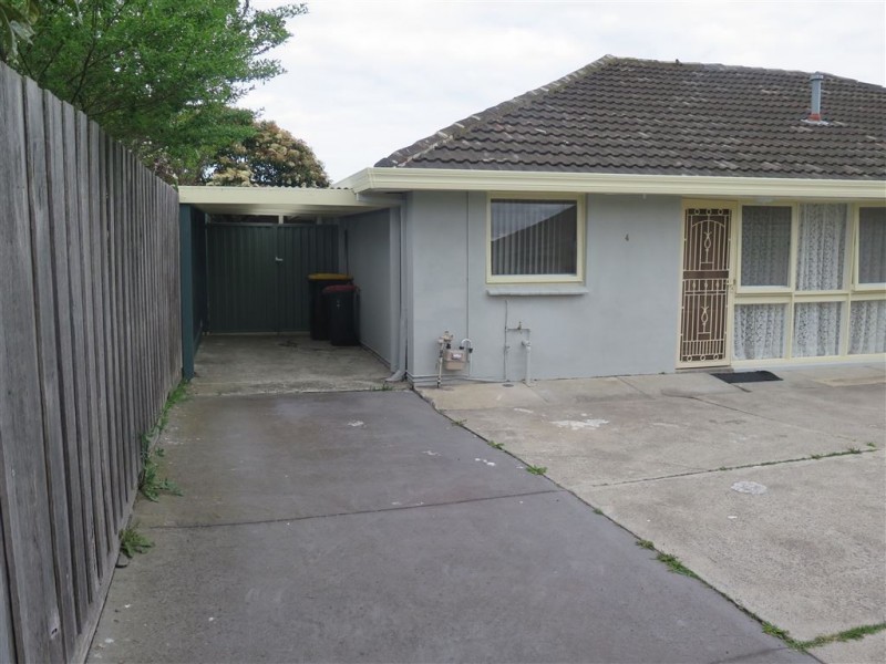 4/4 Sydney Road, Clayton VIC 3168