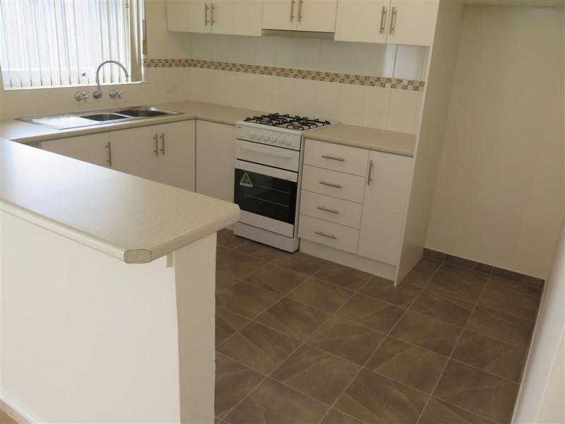 4/4 Sydney Road, Clayton VIC 3168