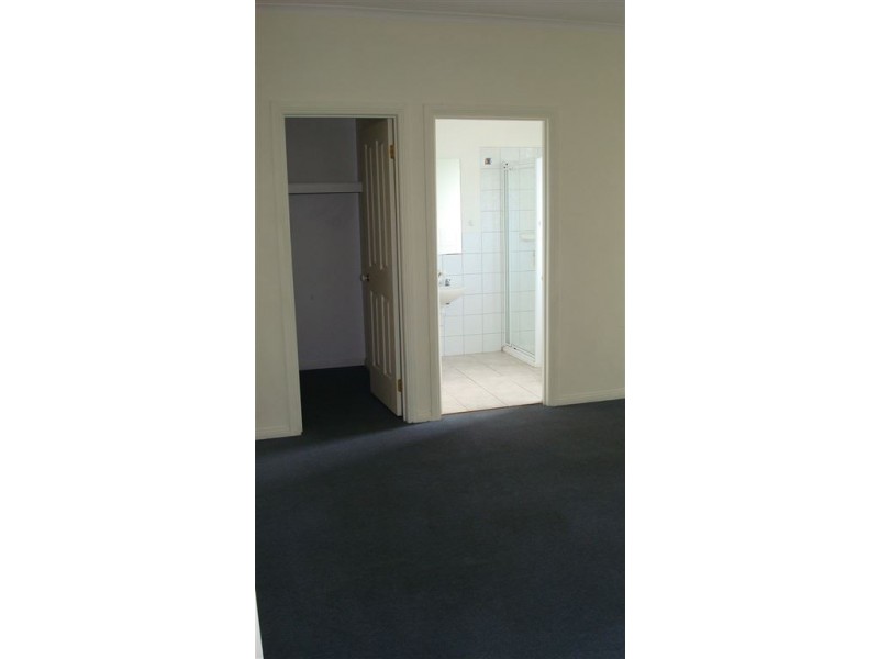 1/322 Haughton Road, Clayton VIC 3168