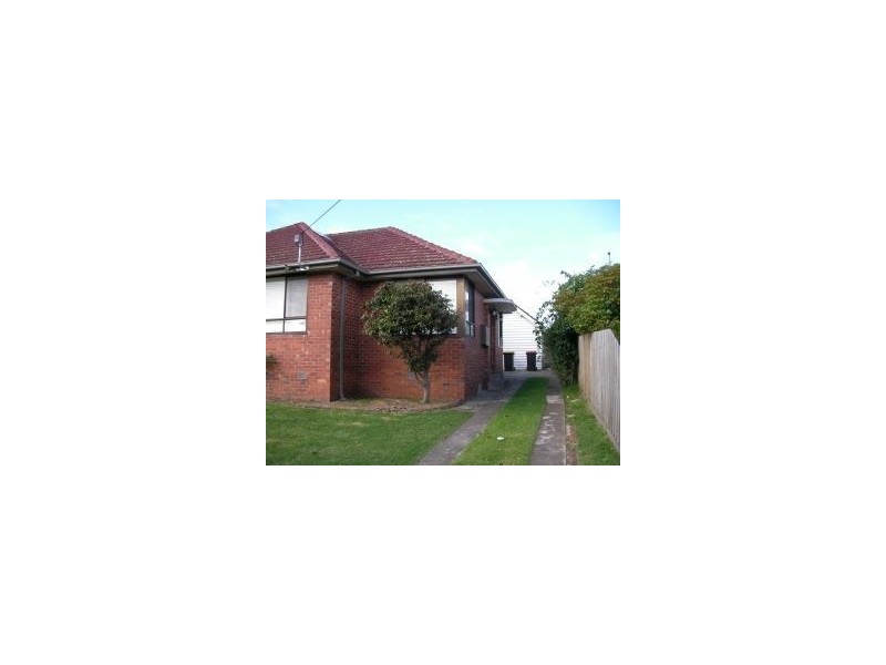 Room 4/70 Kanooka Grove, Clayton VIC 3168