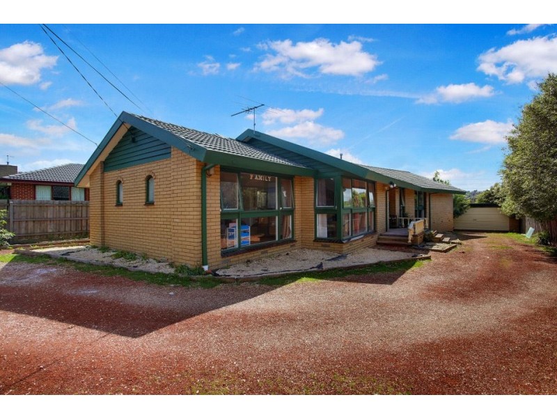 8 Cardigan Street, Endeavour Hills VIC 3802