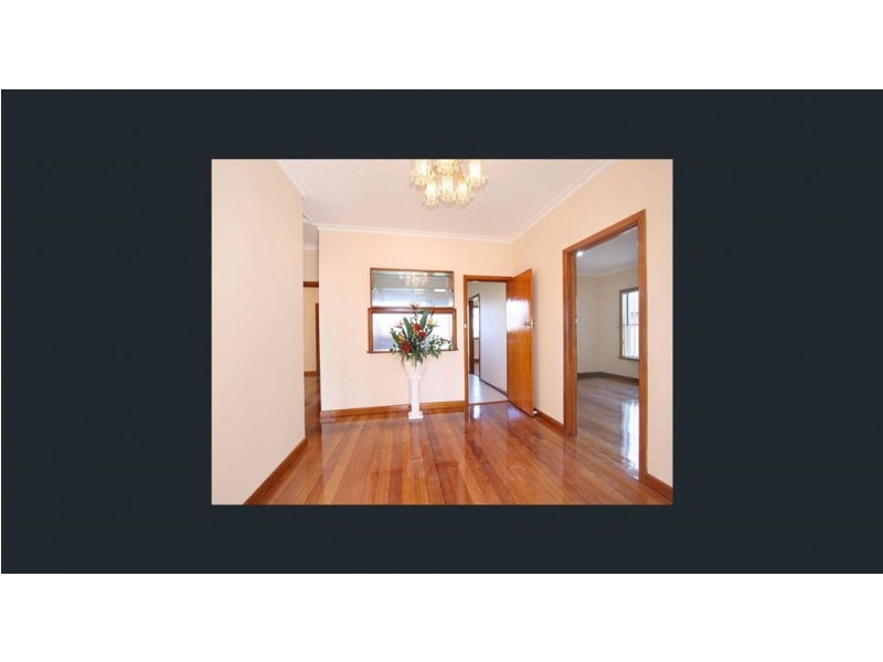 8 Kionga Street, Clayton VIC 3168