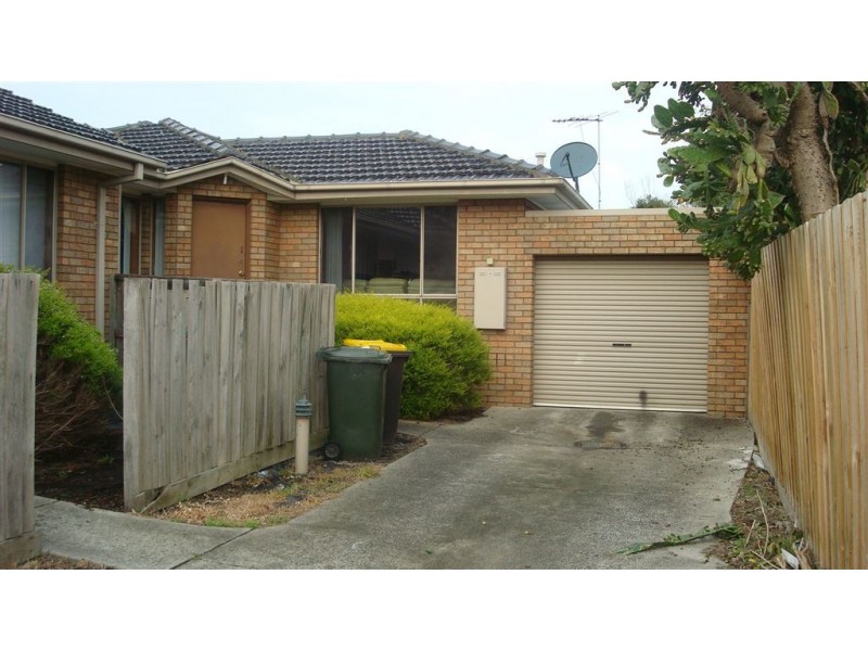 3/2 Whitburn Street, Clayton VIC 3168
