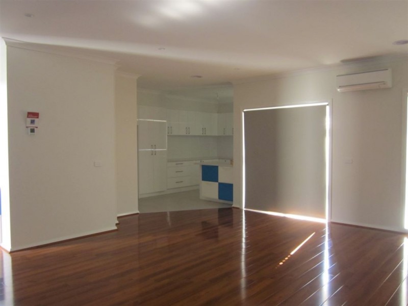 2/9 Knox Street, Noble Park VIC 3174