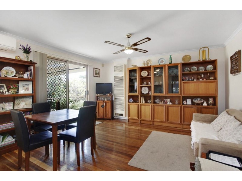 44 Glenelg Drive, Clayton South VIC 3169