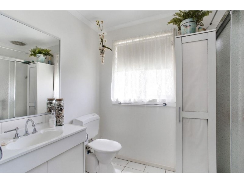 44 Glenelg Drive, Clayton South VIC 3169