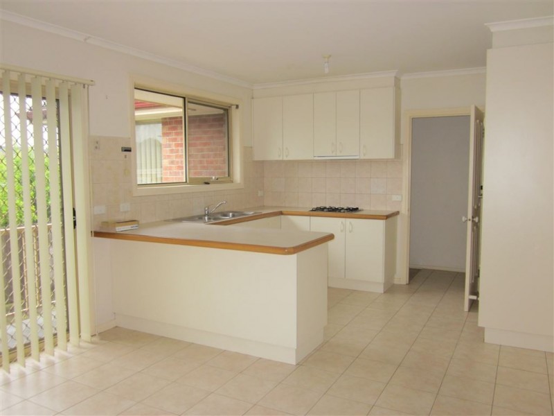 14 Iona Street, Clayton VIC 3168