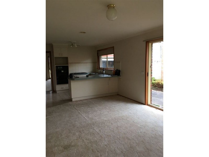 22 Euroa Avenue, Berwick VIC 3806