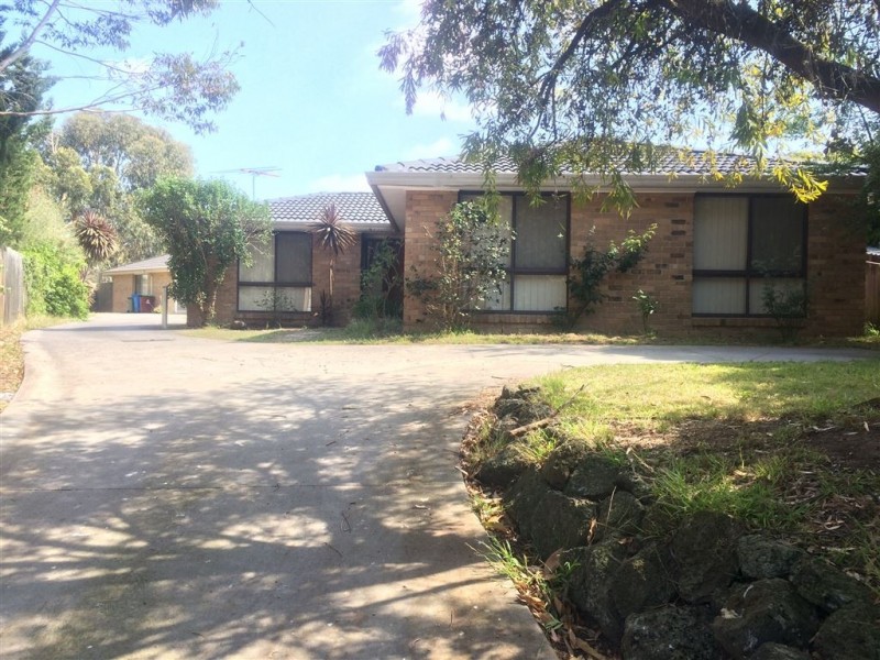 1/5 Norham Court, Berwick VIC 3806