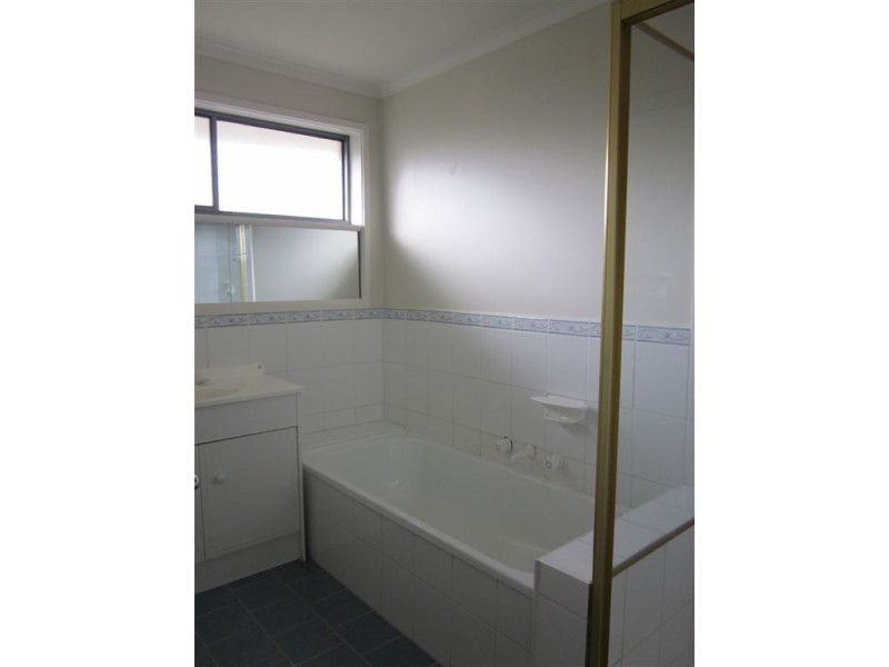 2/193 Jacksons Road, Noble Park North VIC 3174