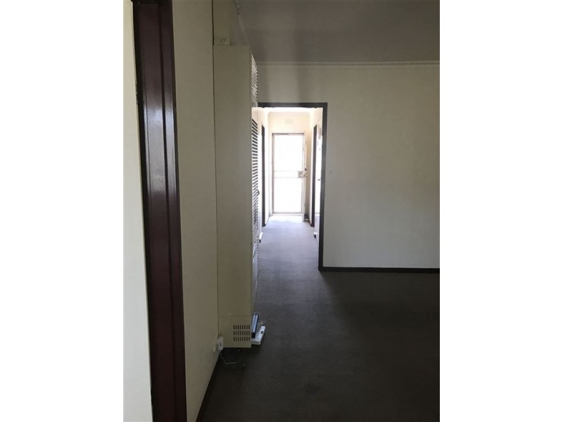 4/42 Oakes Avenue, Clayton South VIC 3169