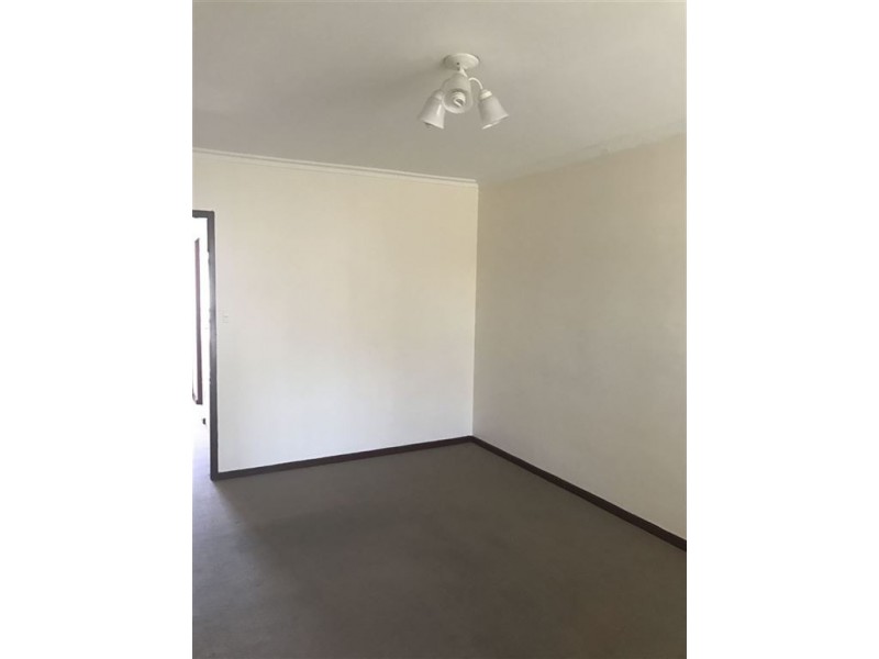 4/42 Oakes Avenue, Clayton South VIC 3169