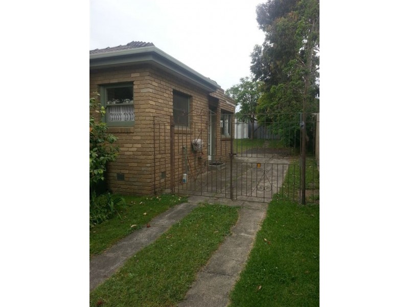 13 Murray Street, Clayton VIC 3168