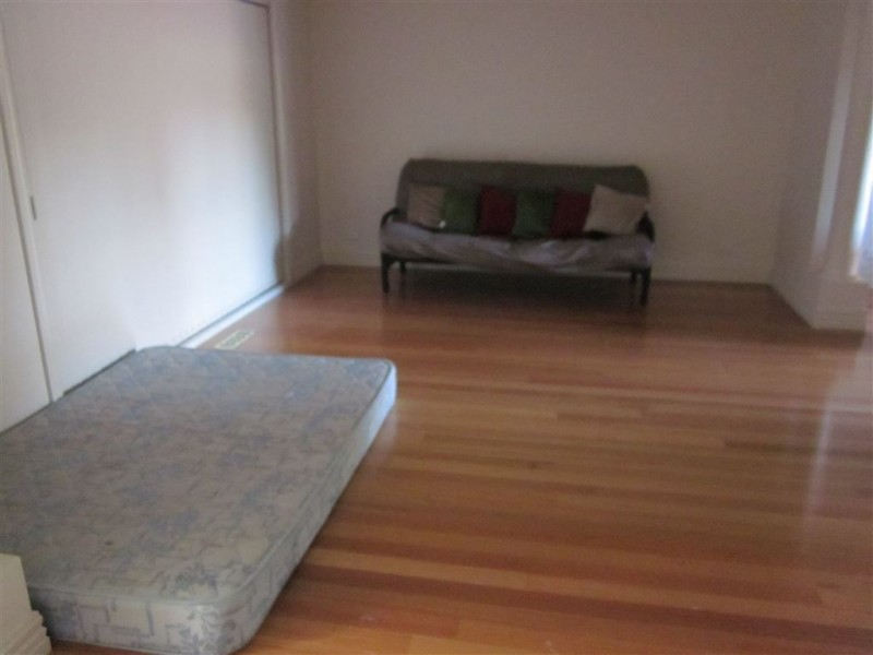 1/136 Moriah Street, Clayton VIC 3168