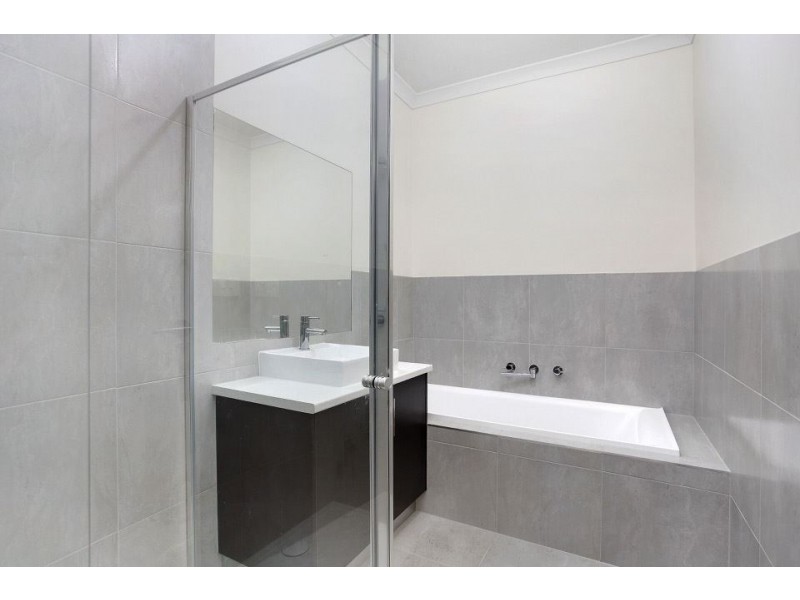 20B Bond Street, Clayton South VIC 3169