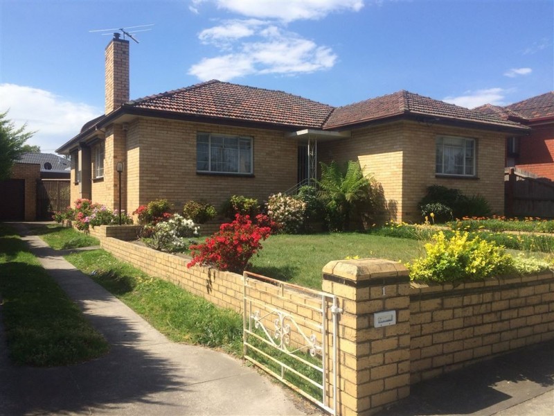 1 Whitburn Street, Clayton VIC 3168