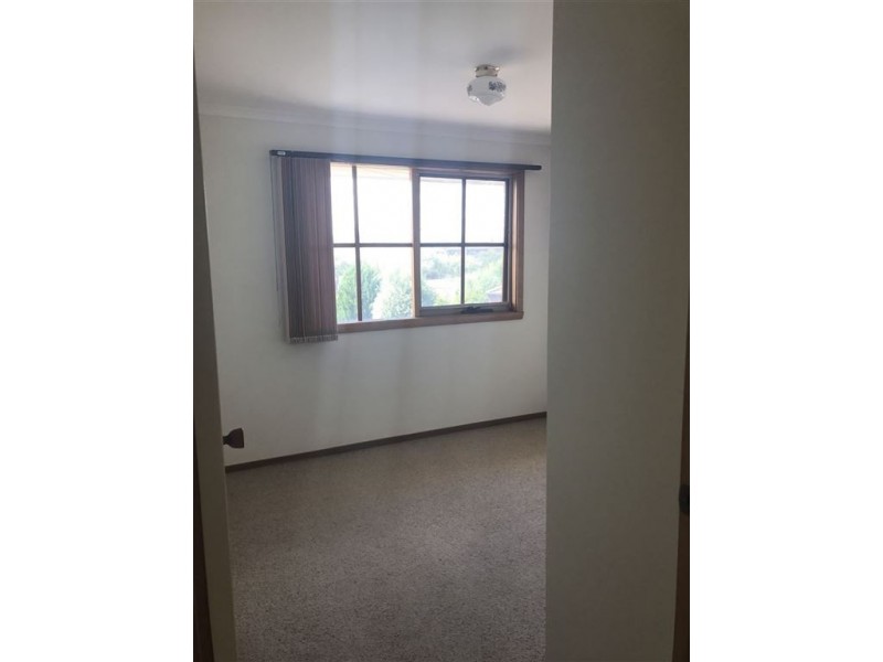 4 Meadow Court, Dingley Village VIC 3172