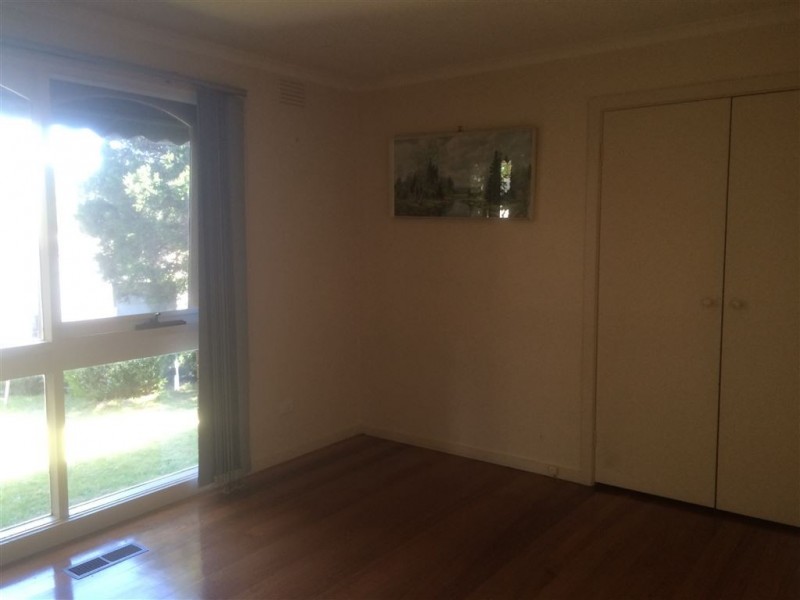 11 Miranda Close, Clayton South VIC 3169