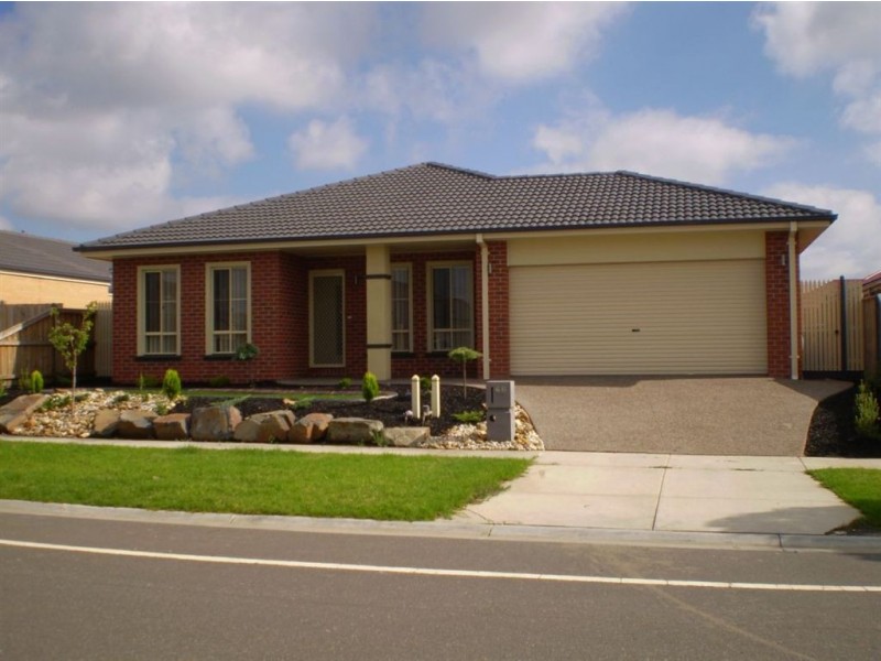 46 Thunderbolt Drive, Cranbourne East VIC 3977