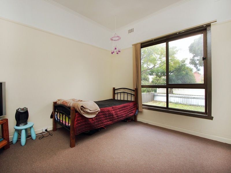 7 Bond Street, Clayton South VIC 3169