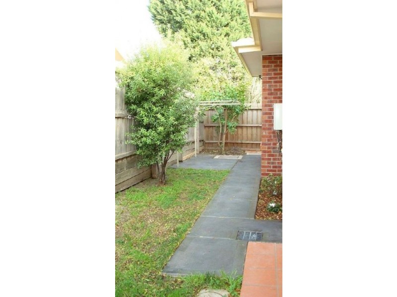 2/638 Warrigal Road, Oakleigh South VIC 3167