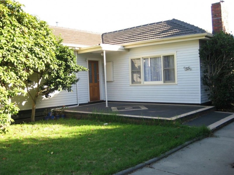 1/35 Steward Road, Clayton VIC 3168
