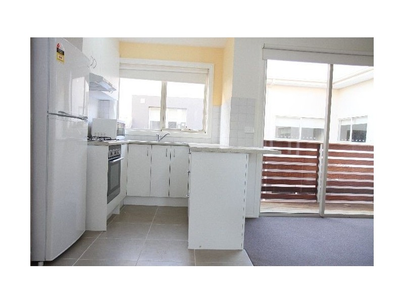 5/2 Irwin Street, Clayton VIC 3168