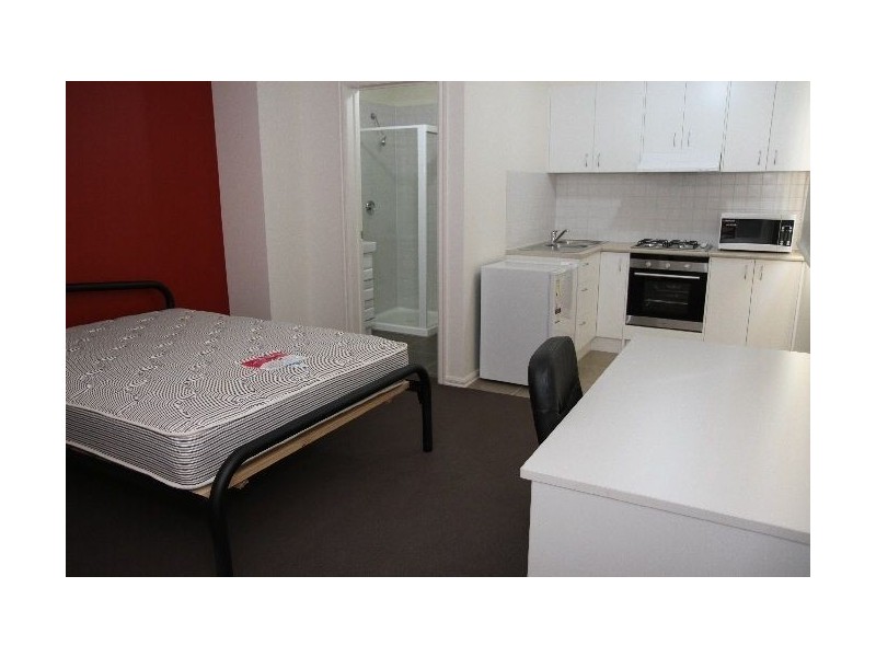 10 & 2/2 Irwin Street, Clayton VIC 3168