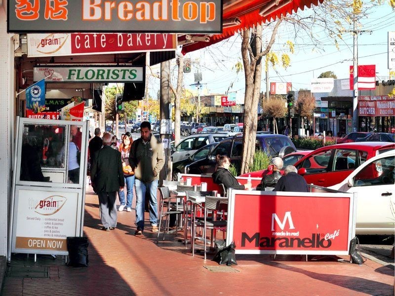 2/2 Thomas Street, Clayton VIC 3168