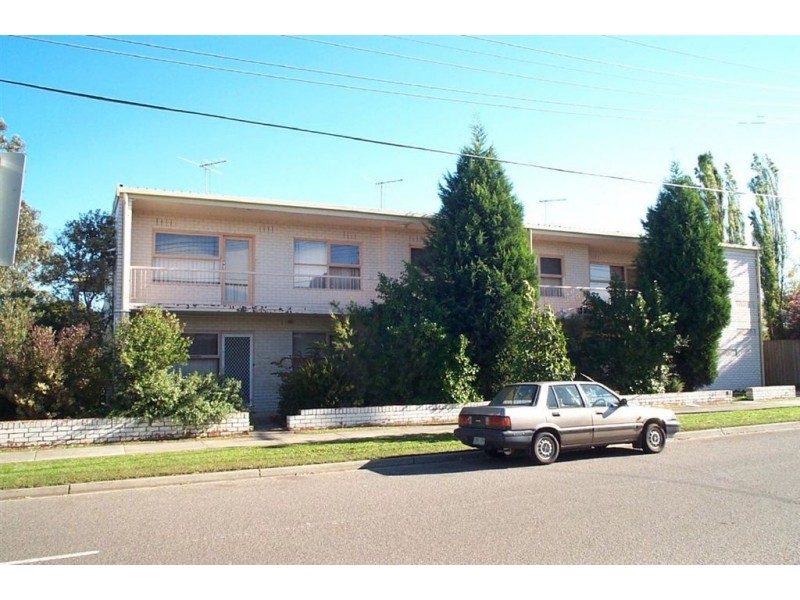 4/2B Nullawil Street, Springvale VIC 3171