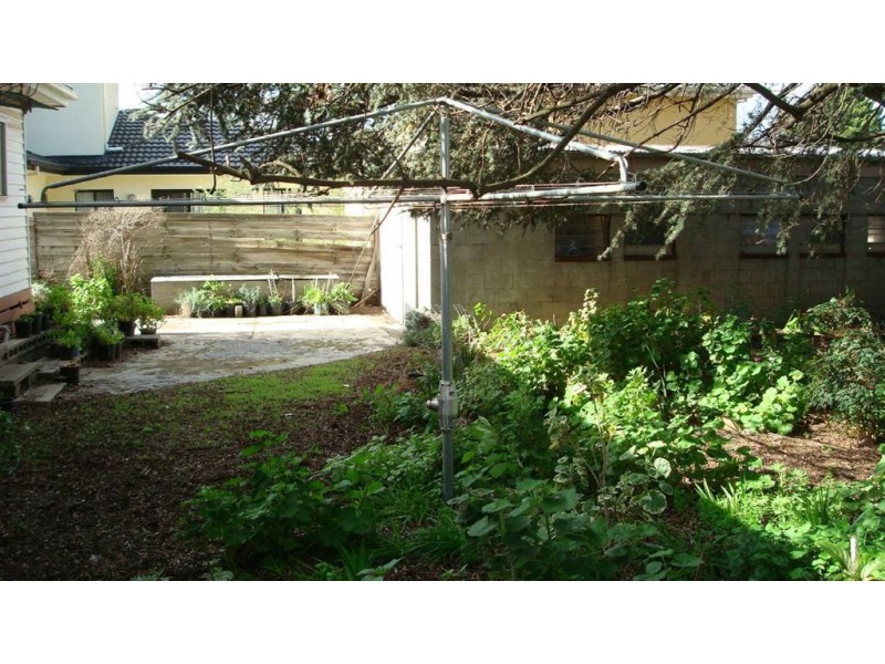 10 Fortuna Street, Clayton VIC 3168