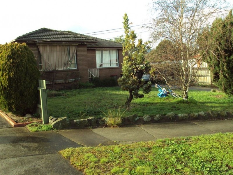 2 Montbatten Court, Oakleigh East VIC 3166