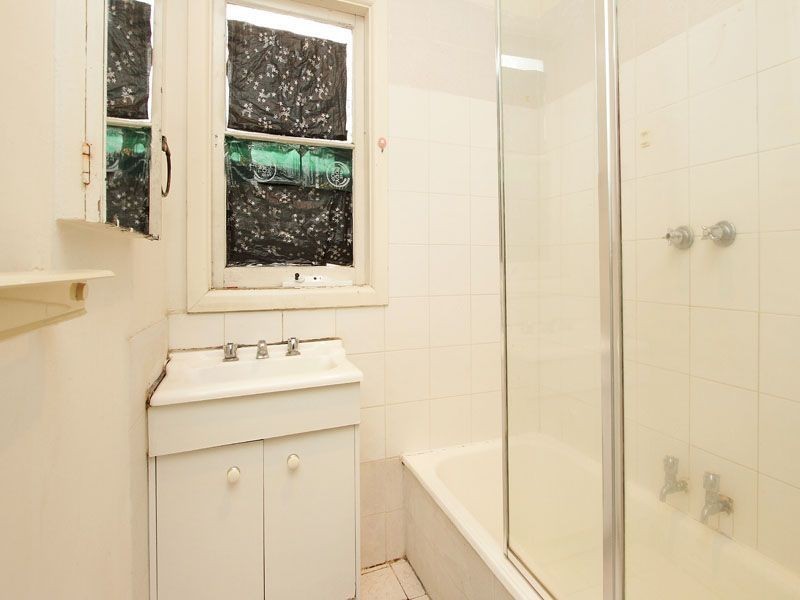 1/18 Arnott Street, Clayton VIC 3168